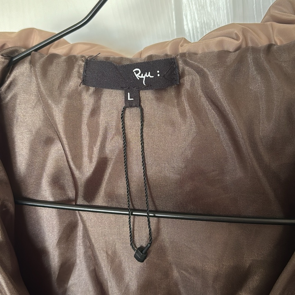 Coat - Picture 2 of 3